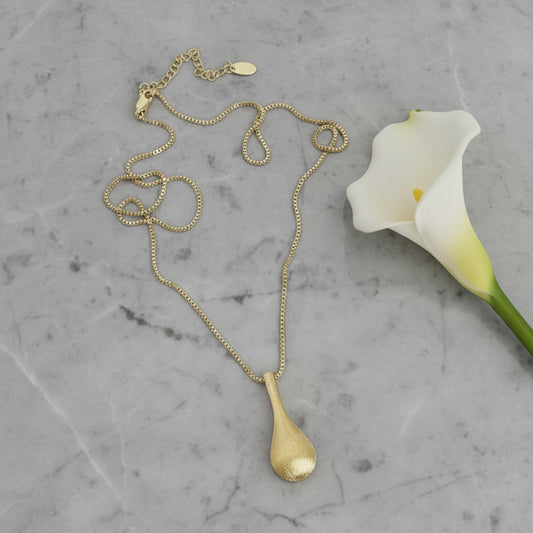 The Matte Water-Drop Choker